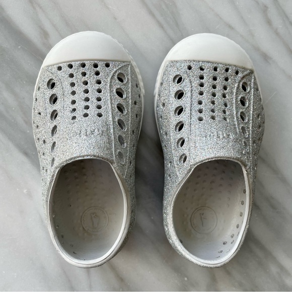 Native Shoes•C9 (Child)•EUC•Jefferson Disco Bling•Embedded Silver Disco Glitter - Picture 2 of 16